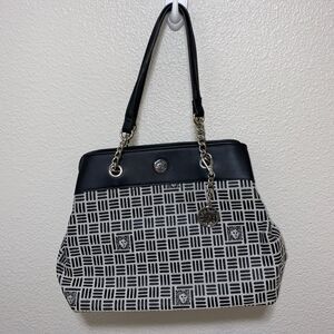 Anne Klein Women’s Hand Purse Black/White